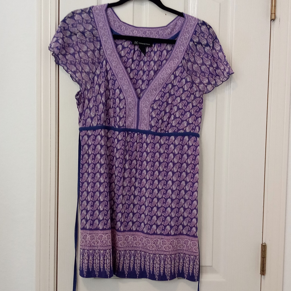 INC purple top